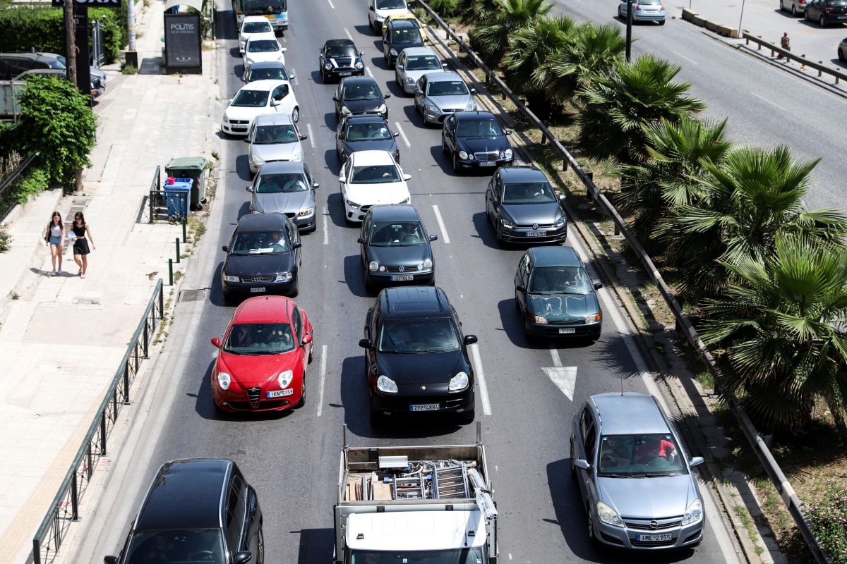 Τροχαίο στην παραλιακή -Δυσχέρεια στην κυκλοφορία των οχημάτων