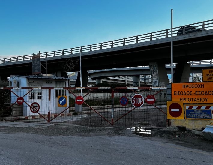 Ανάπλαση Φαληρικού Όρμου: Πού «κολλάει» το έργο και γιατί δόθηκε ξανά παράταση