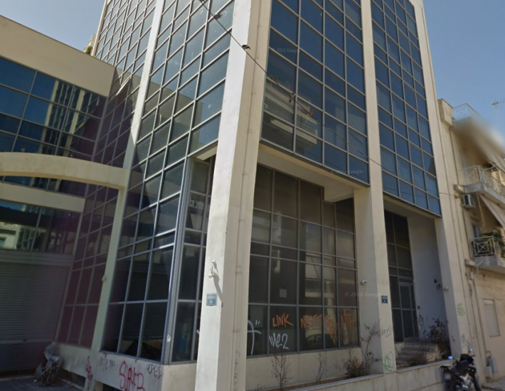 Πειραιάς: Στο σφυρί το κτίριο-«φάντασμα» της Megabit, μετά από 16 χρόνια