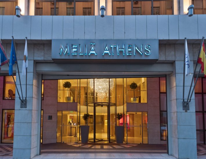 Melia Hotels: Ποια είναι η ξενοδοχειακή εταιρία που σκοπεύει να επεκταθεί στην Αθηναϊκή Ριβιέρα