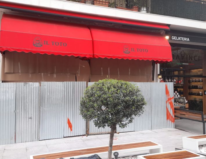 Γλυφάδα: Έκρηξη σε καφετέρια τα ξημερώματα