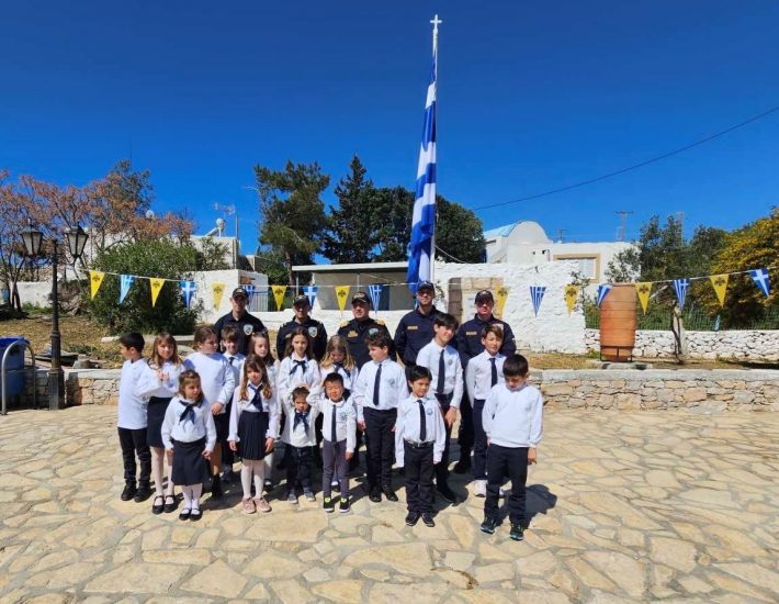 1ο Δημοτικό Βούλας:  Όσα έγιναν στην παρέλαση στους Αρκιούς με τον μικρό Άγγελο