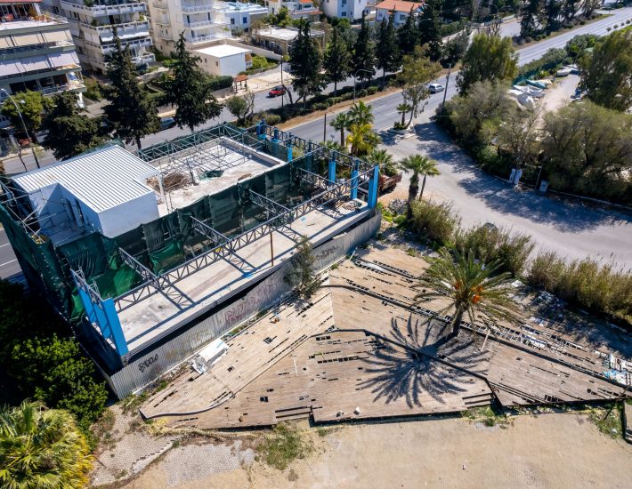 Τι γίνεται με το μυκονιάτικο Sea Satin στη Βούλα