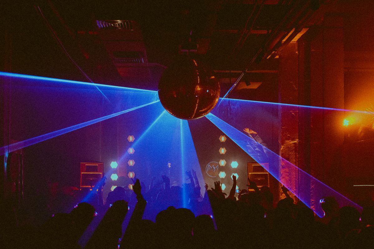 Το πρώτο Rooftop Sessions έρχεται στο Brown Lighthouse Athens