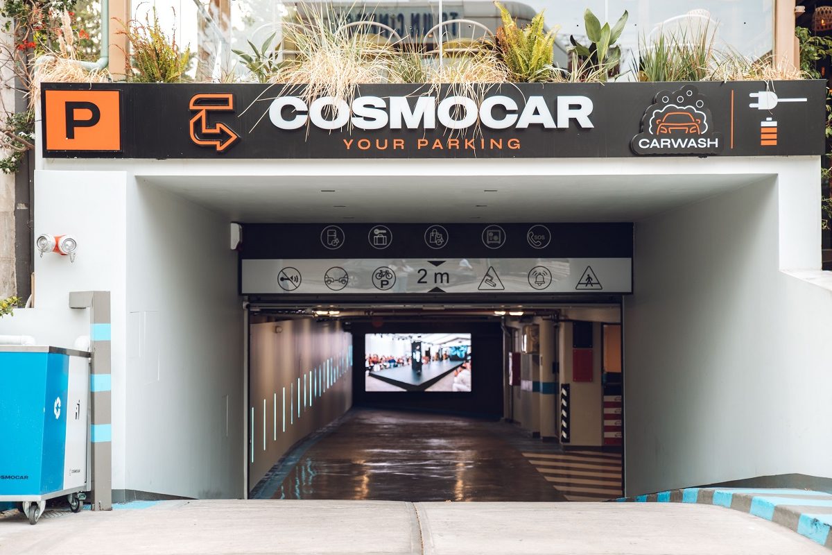 Το Cosmocar your Parking ανακαινίστηκε και φέρνει μια νέα άποψη για τους χώρους στάθμευσης