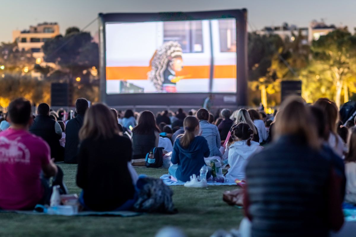 ΚΠΙΣΝ – Park your Cinema: Συνεχίζονται και τον Ιούλιο οι προβολές ταινιών στο Ξέφωτο -Το πρόγραμμα