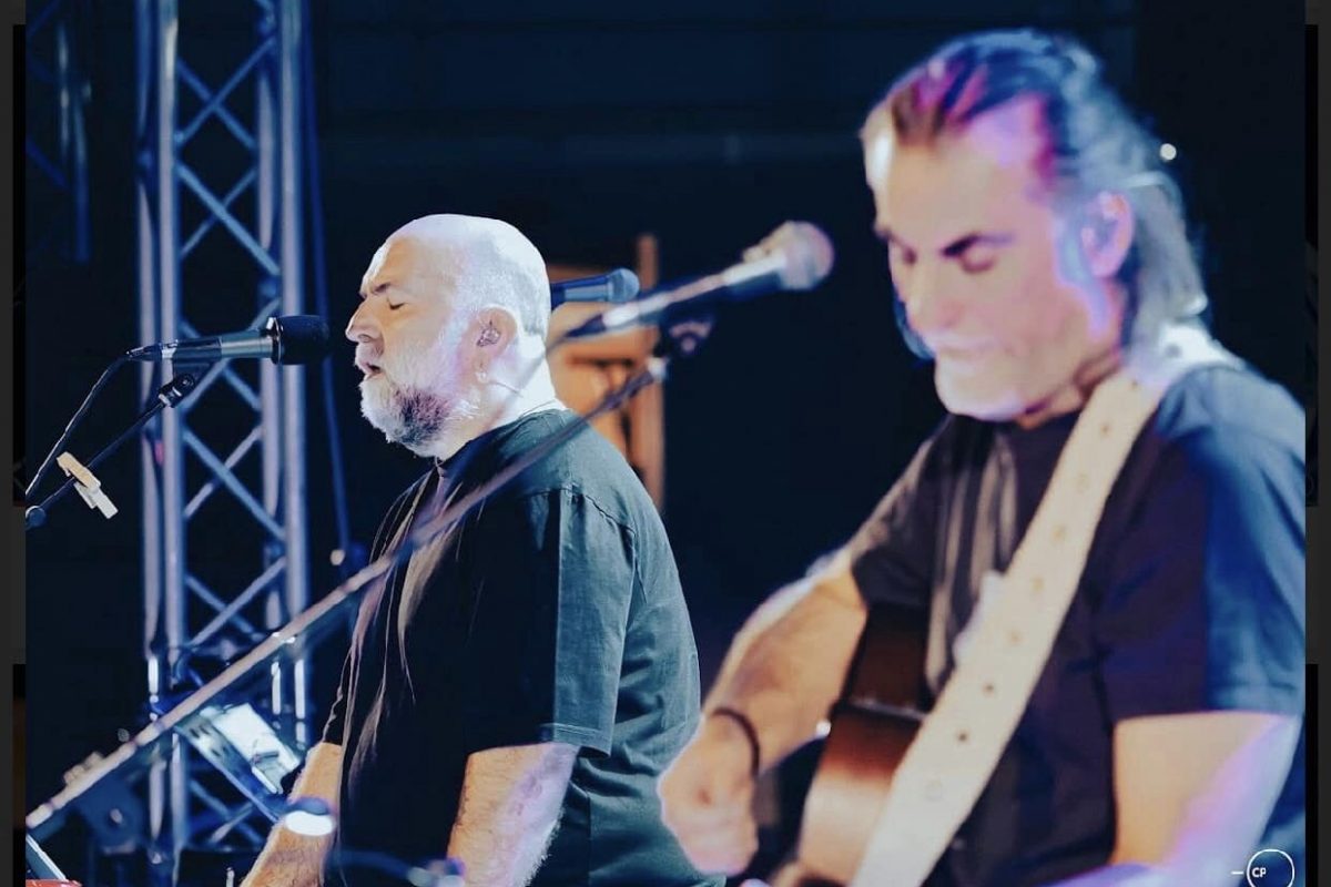 Οι Πυξ Λαξ στην Κεντρική Πλατεία Νέας Σμύρνης