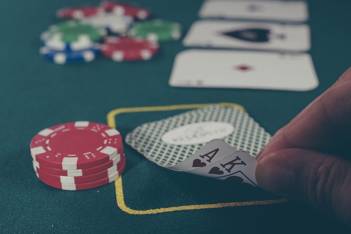 5 γρήγορες συμβουλές στρατηγικής πόκερ που θα βοηθήσουν το παιχνίδι σου