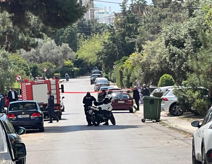 Γλυφάδα: Εντοπίστηκε χειροβομβίδα σε πολυκατοικία