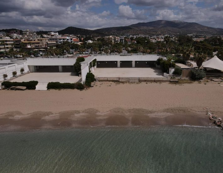 Πλαζ Βάρκιζας: Πότε θα λειτουργήσει στη νέα της μορφή