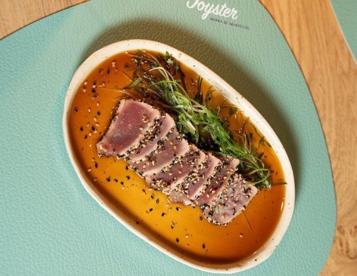 Στο Joyster της Βουλιαγμένης για seafood και cocktails με θέα θάλασσα