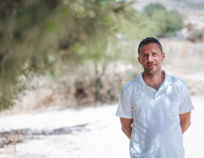 Ο Σπύρος Κίνιας είναι η ψυχή της Εθελοντικής Ομάδας Δασοπροστασίας Νοτίου Υμηττού