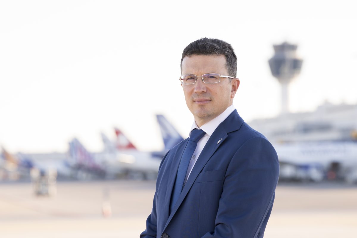 Τα πρόσωπα της επόμενης δεκαετίας: Ριχάρδος Λαμπίρης, πρόεδρος του Διεθνούς Αερολιμένα Αθηνών