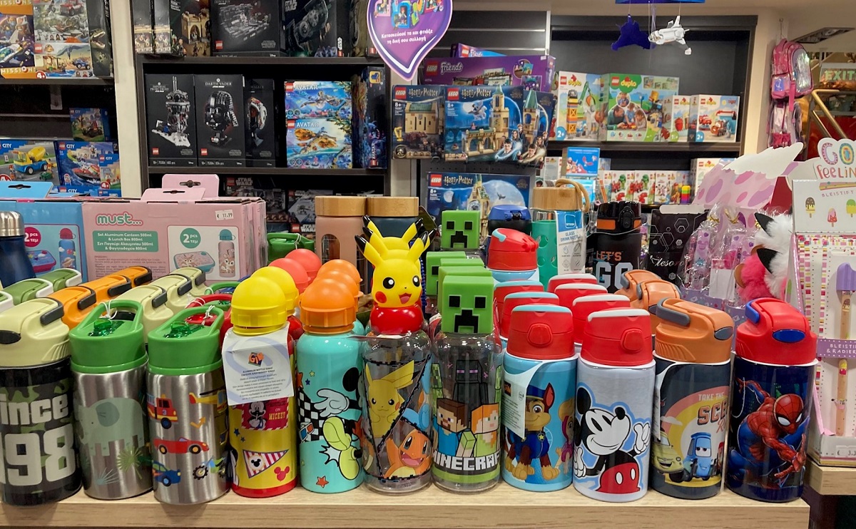 Το Βιβλιοπωλείο Παπανικολάου είναι σταθερή αξία για τις back to school αγορές