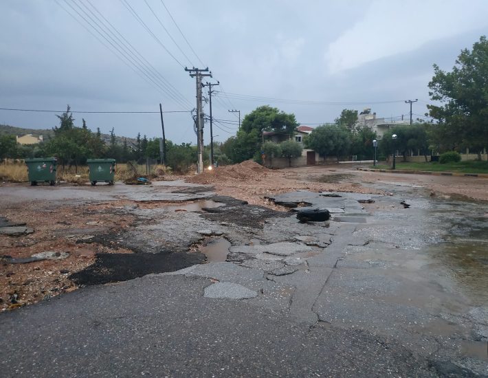 Ανατολική Αττική: Εικόνες καταστροφής από τις πλημμύρες