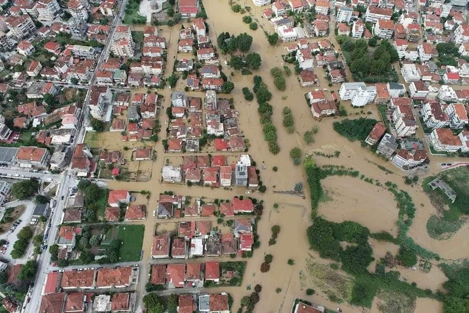 Απάνεμη Στέγη: Συγκέντρωση ειδών πρώτης ανάγκης για τους πλημμυροπαθείς