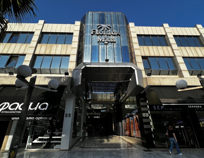 Εμπορικά κέντρα Γλυφάδας: Οι διάσημες εμπορικές κοιτίδες του ’80 και η δεύτερη νιότη τους