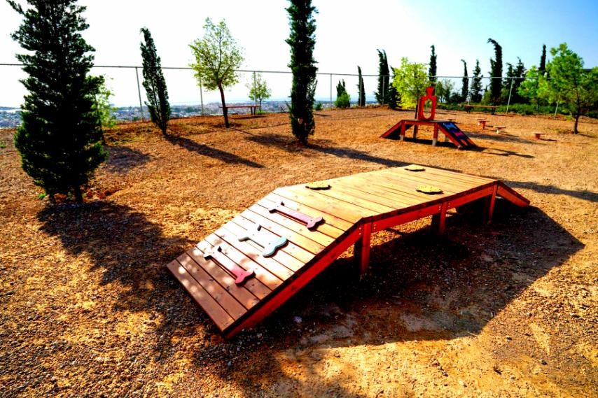 Γλυφάδα: Σε λειτουργία το πρώτο πάρκο σκύλων της πόλης [ΕΙΚΟΝΕΣ]