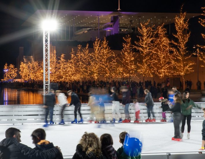 9 παγοδρόμια στην Αθήνα για ατελείωτο γιορτινό πατινάζ