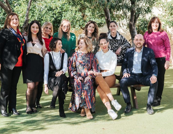 Γεννάδειος Σχολή: «Το καταπράσινο προαύλιο των τεσσάρων εποχών και των πέντε αισθήσεων»