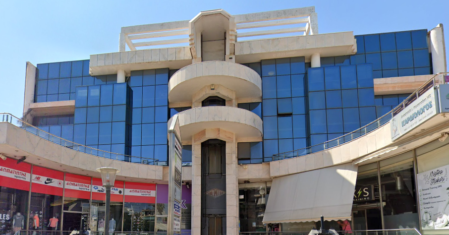 Αργυρούπολη: Στο «σφυρί» εμπορικό κέντρο με καταστήματα και γραφεία