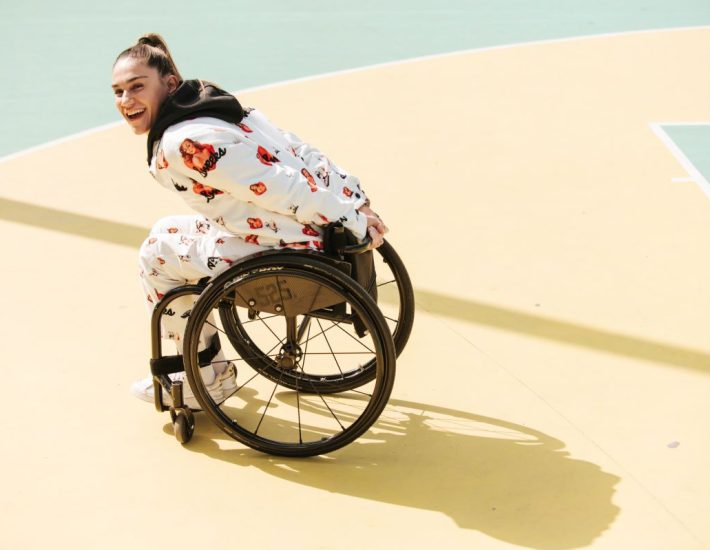 Γεωργία Καλτσή: «Με κοιτούσαν επειδή ήμουν ψηλή. Μετά το τροχαίο με κοιτάνε επειδή ρολάρω γρήγορα»