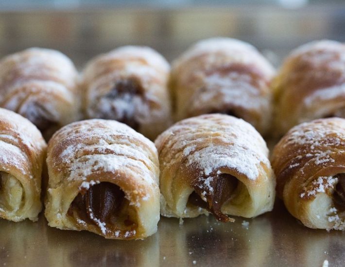 La Linda: Το new age bakery της Γλυφάδας μάς συστήνει pastries από την Ουρουγουάη