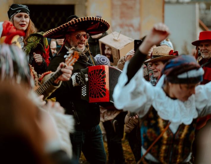 Δήμος 3Β: Οι εκδηλώσεις για τις απόκριες