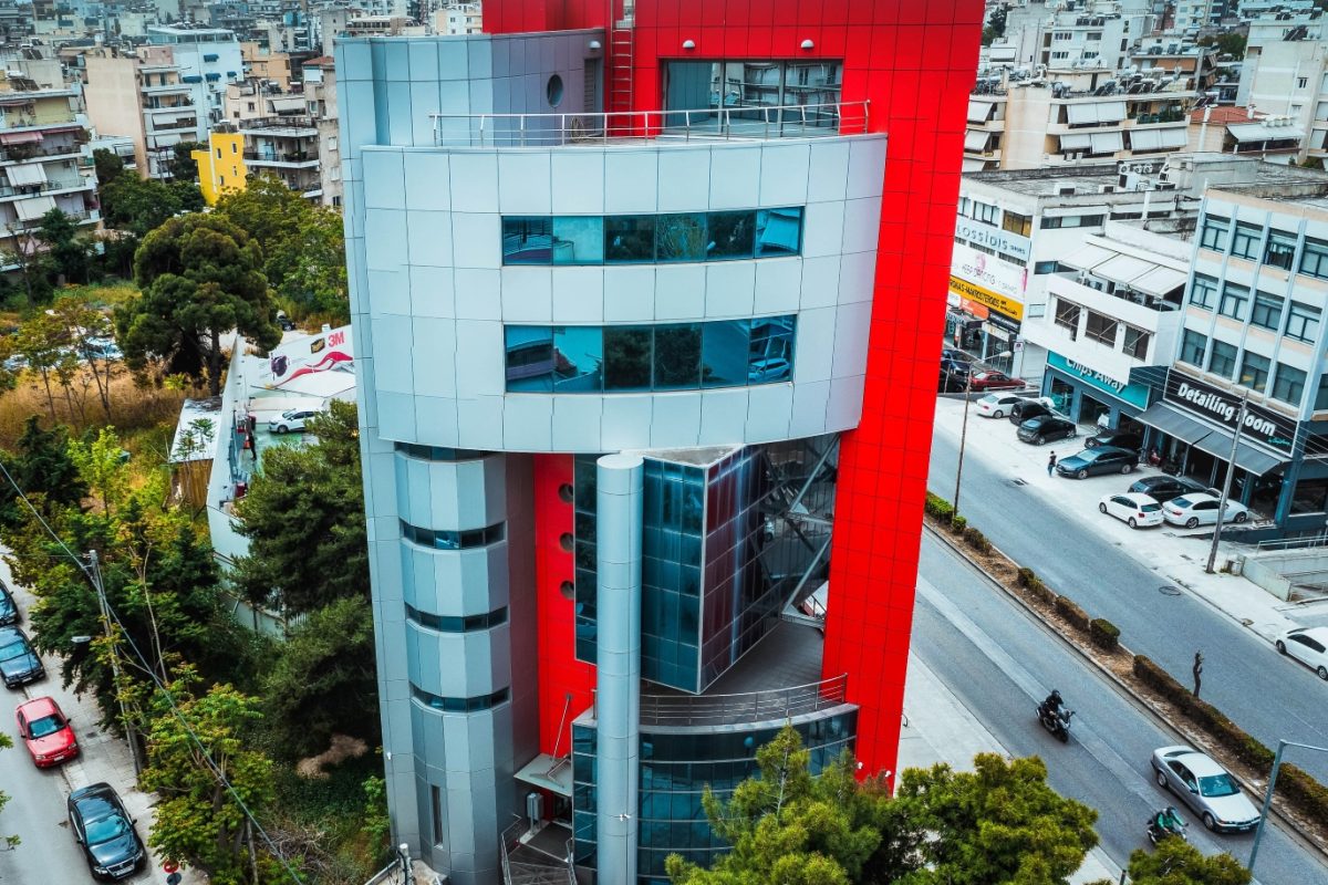 Red Center: Η νέα εποχή του co-working έφτασε στο Παλαιό Φάληρο