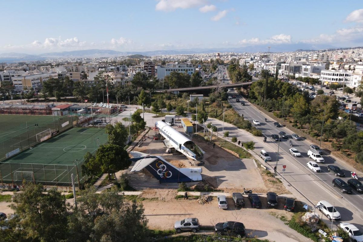 Ελληνικό: Πότε θα γίνουν τα εγκαίνια του αεροπλάνου της Ολυμπιακής επί της Λ. Βουλιαγμένης