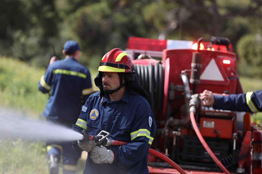 Μεγάλη άσκηση δασικής πυρκαγιάς στο Μεγάλο Καβούρι