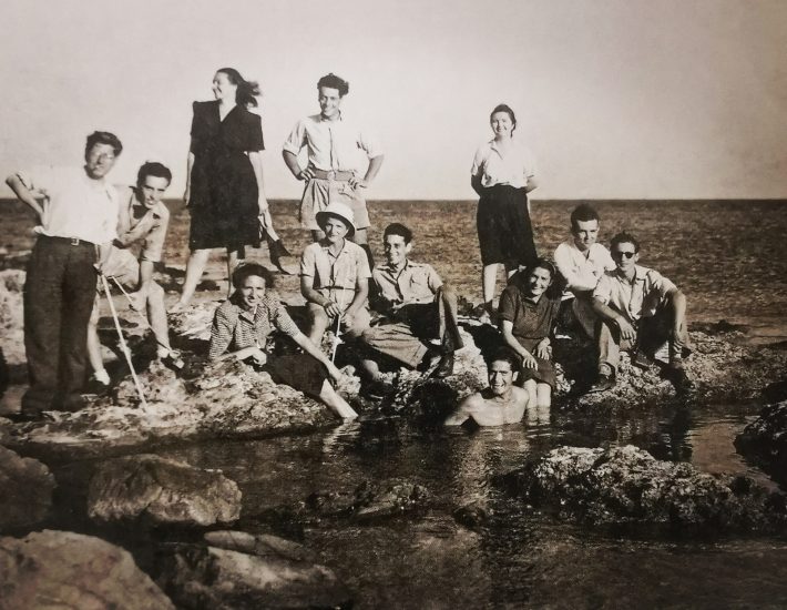 Η Γλυφάδα το 1944 και Τα Αηδόνια της Σιωπής