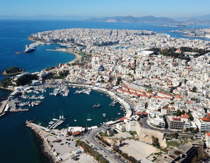 Γιατί όλοι οι ξένοι επενδυτές αγοράζουν σπίτια στον Πειραιά