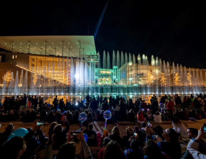 Χριστούγεννα στο ΚΠΙΣΝ: Συναυλίες, παραστάσεις, ταινίες, παγοδρόμιο και όλα όσα θα απολαύσουμε αυτές τις γιορτές