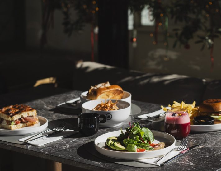 Το New Habits φέρνει το brunch με χειροποιήτη focaccia στη Νέα Σμύρνη