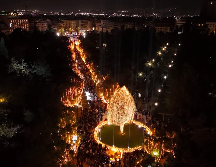 Χριστουγεννιάτικο χωριό στο Πεδίον του Άρεως: «Χριστούγεννα στο χωριό» με παγοδρόμιο, καρουζέλ και μουσική από μεγάλους αστέρες
