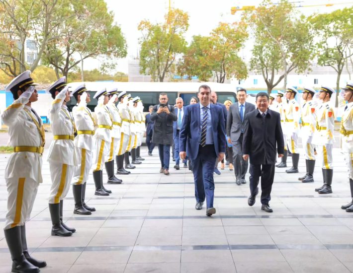 Δήμος Ελληνικού-Αργυρούπολης: Γιατί βρίσκεται στην Κίνα ο Γιάννης Κωνσταντάτος;