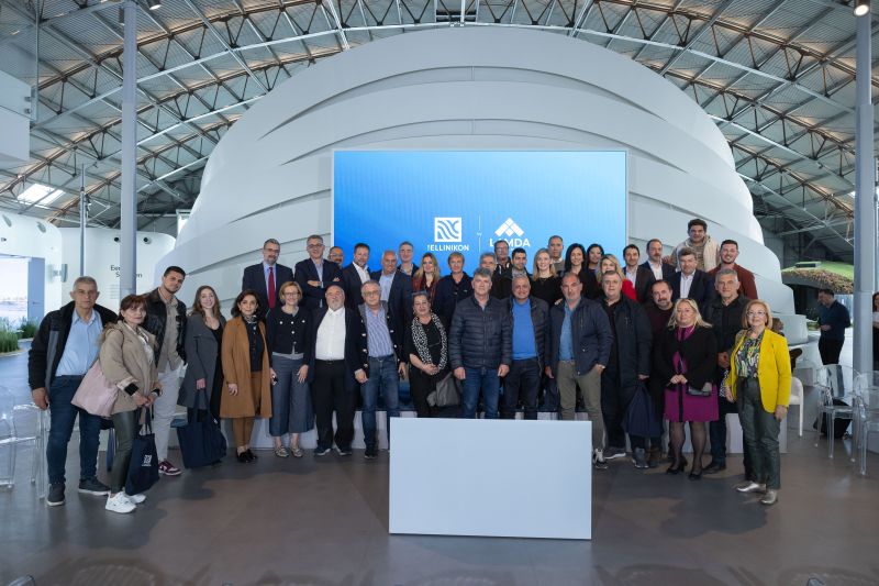 Στιγμιότυπο από την επίσκεψη του δημοτικού συμβουλίου του Δήμου Ελληνικού - Αργυρούπολης