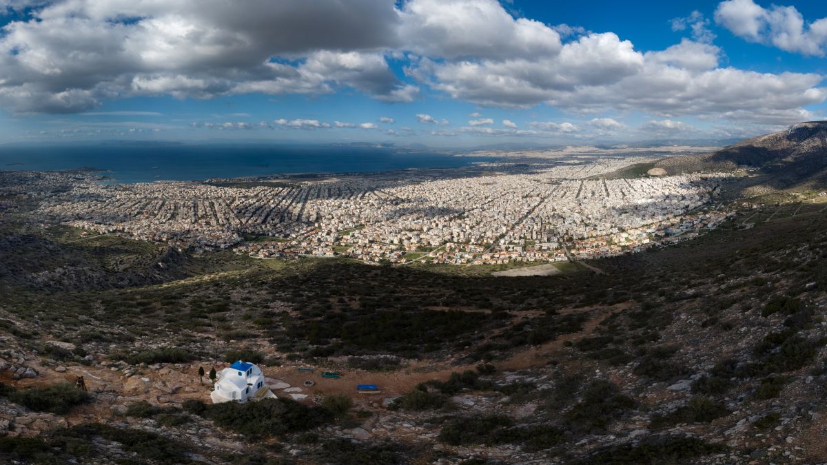 Γλυφάδα: Νεαροί χάθηκαν στο Πατητήρι – Κινητοποιήθηκε η Πυροσβεστική για βοήθεια
