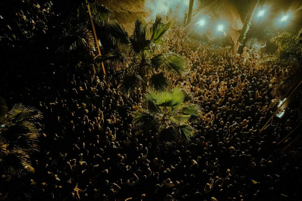 Novah, Xenia, B2 και Michael Tsaousopoulos στο Bolivar Beach Club: Δύο parties που δεν χάνονται