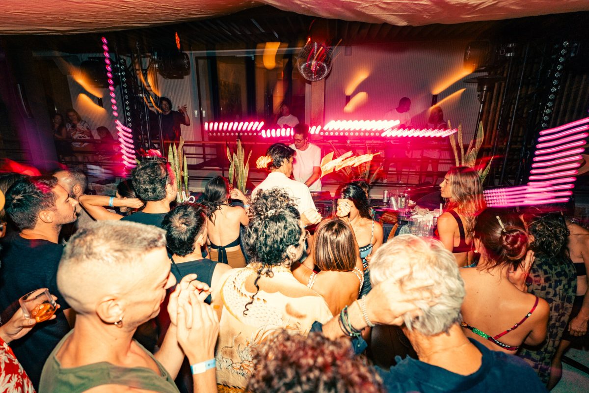Eden Sundays στο Ace Hotel: Το πιο ψαγμένο κυριακάτικο rave αποχαιρετά τον Αύγουστο με τον μοναδικό Hunee