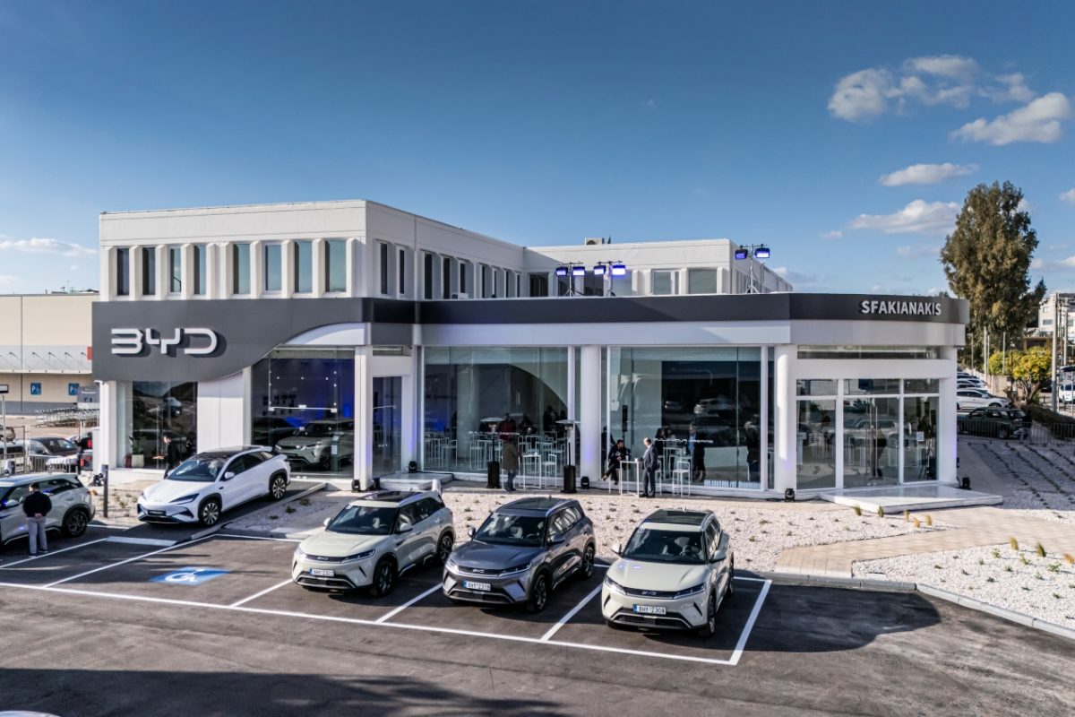 Στον Άλιμο σε περιμένει το ηλεκτρικό αυτοκίνητο που έψαχνες, στο νέο showroom της BYD