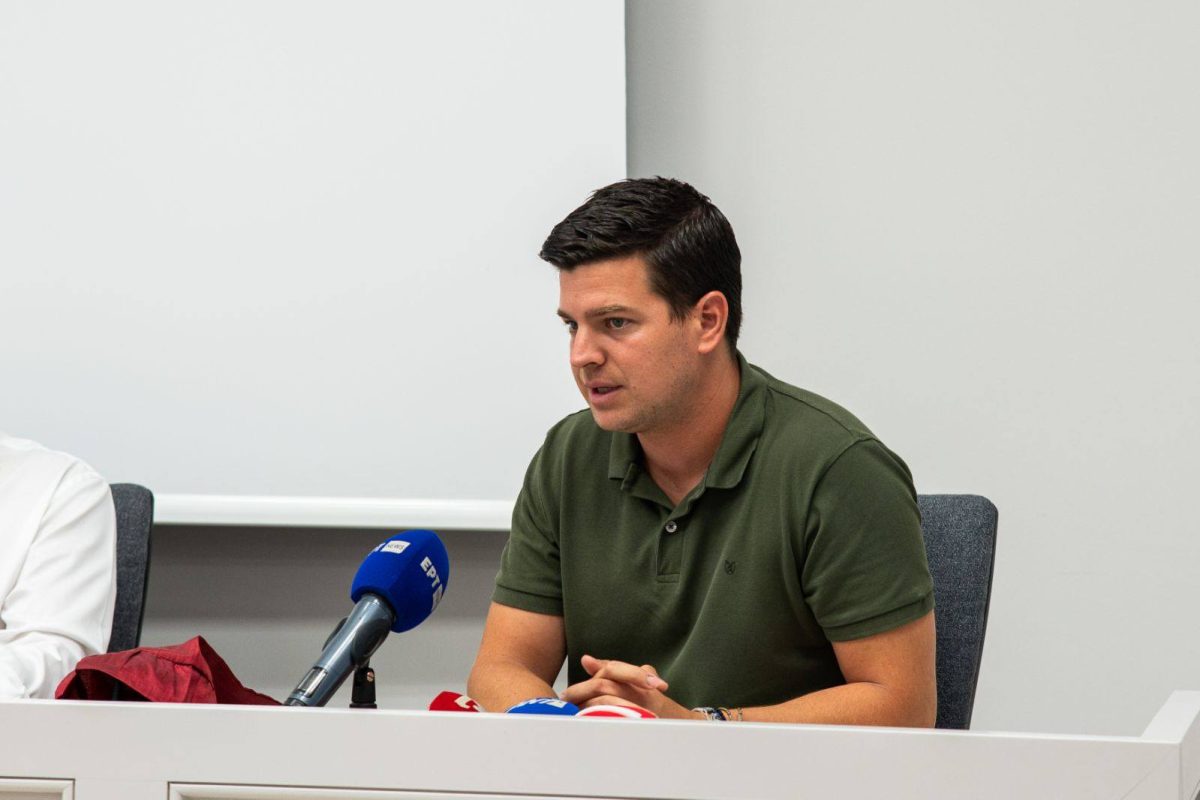 «Η εποχή της ατιμωρησίας τελείωσε»: Ο Δήμος Σαρωνικού κινείται νομικά κατά του ΔΕΔΔΗΕ