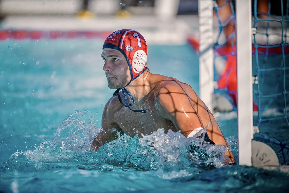 Μάνος Ανδρεάδης: Από την πισίνα της Βουλιαγμένης στο χάλκινο της Σιγκαπούρης