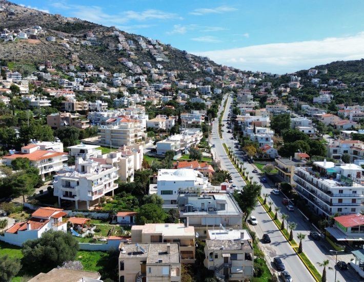 Λαγονήσι, Σαρωνίδα, Ανάβυσσος: Πόσο αυξήθηκαν οι τιμές των ακινήτων την τελευταία δεκαετία