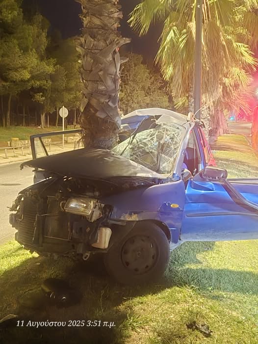 Δύο σοβαρά τροχαία τα ξημερώματα της Δευτέρας σε Βουλιαγμένης και Ποσειδώνος