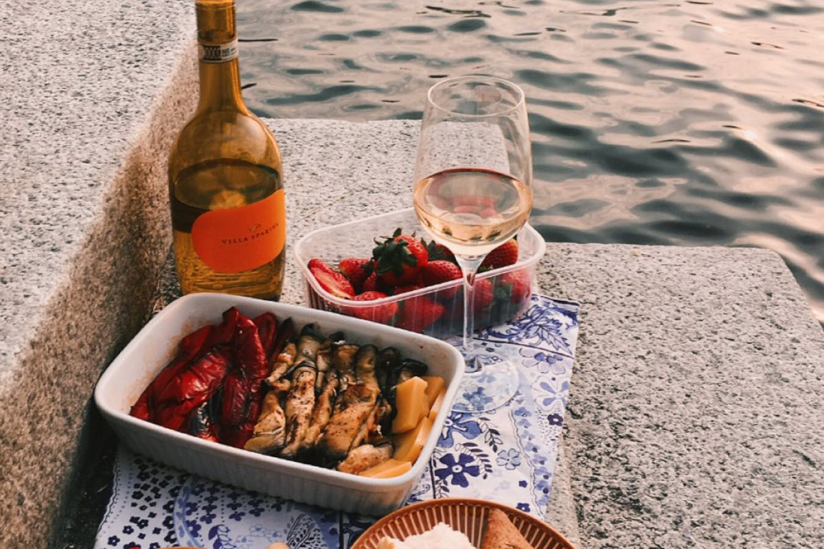 10 ωραία μαγαζιά που μένουν ανοιχτά τον δεκαπενταύγουστο στην Αθήνα