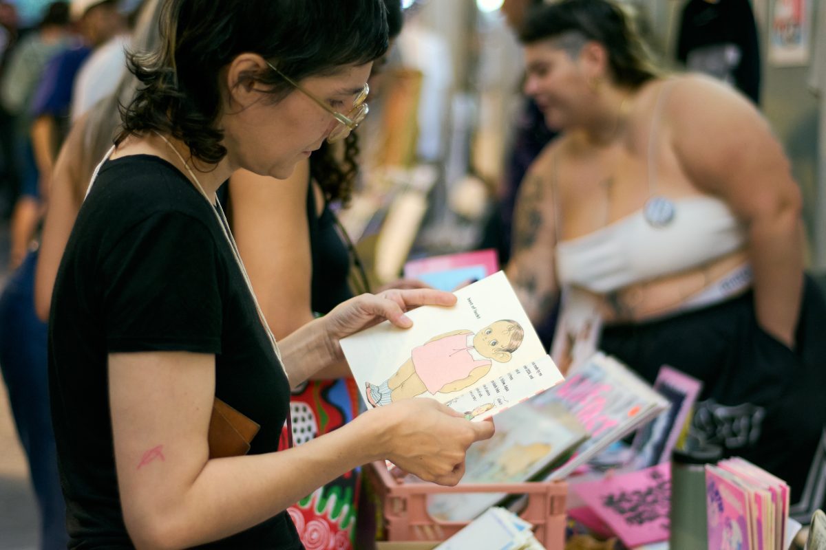 Τι θα δούμε στο Athens Art Book Fair 2025: 150+ καλλιτέχνες και εκδότες στη Στοά Τρίστρατο