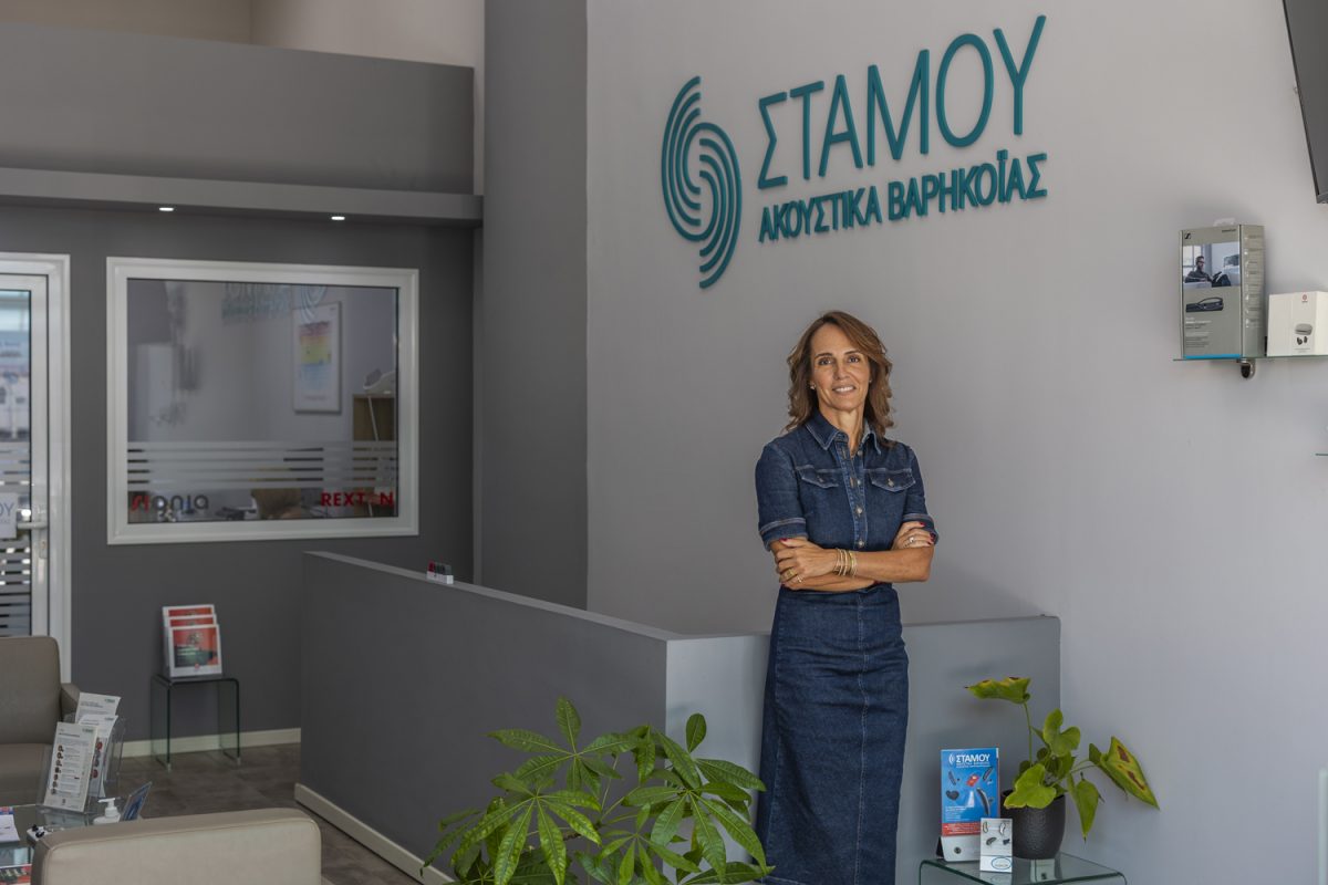 «Το ακουστικό βαρηκοΐας δεν έχει την αποδοχή που πρέπει, αν και μπορεί να αλλάξει ζωές»