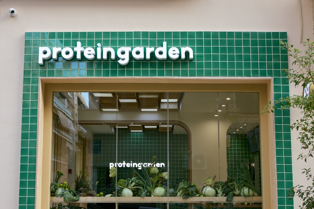 Με ένα λαμπερό opening party, το Protein Garden συστήθηκε στην καρδιά της Αθήνας